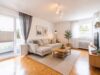 Blömker! Gut geschnittene 3,5-Zimmer Wohnung mit Balkon und Tiefgaragenstellplatz in Gladbeck-Mitte! - Einrichtungsbeispiel, Wohnzimmer