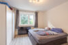 Blömker! Helle 3,5-Zimmer Wohnung mit Balkon und Stellplatz in ruhiger Lage von Gladbeck-Zweckel. - Schlafzimmer