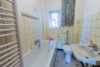 Blömker! Zweifamilienhaus mit tollem Garten und Garage in Bestlage von GLA-Rentfort! - Badezimmer EG