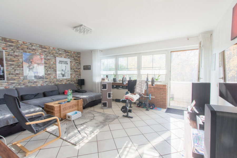 Blömker! 3,5-Zimmer-Wohnung mit Balkon, Garage, Gartennutzung und Partykeller in Gladbeck-Rentfort! - Foto 2