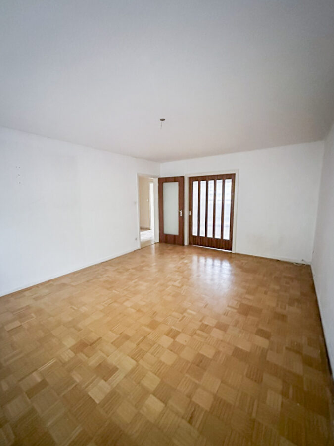 Blömker! Wohnung ist zum Einzug renoviert! 4,5-Raum mit Loggia in der Gladbecker Innenstadt! - Foto 2