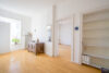 Blömker! Ein Zuhause zum Ankommen: Großzügiges Familienhaus mit Garten, Garage & Dachterrasse - Eingangsbereich
