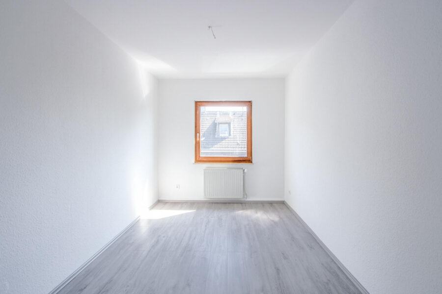 Blömker! Helle 3,5-Zimmer Wohnung in zentraler Lage, mit Balkon zum Entspannen in Gladbeck-Mitte! - Photo 4
