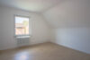 Blömker! Charmante, frisch renovierte 4,5-Zimmer-Dachgeschosswohnung mit Balkon in GLA-Butendorf! - Kinderzimmer