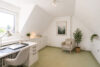 Blömker! Sonniges Ein-/Zweifamilienhaus in Bestlage von GE-Buer mit Garten, Garage und Terrasse! - Arbeitszimmer Spitzboden
